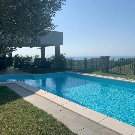 Apartments Vista